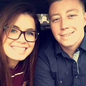 Meet your Posher, Caitlyn